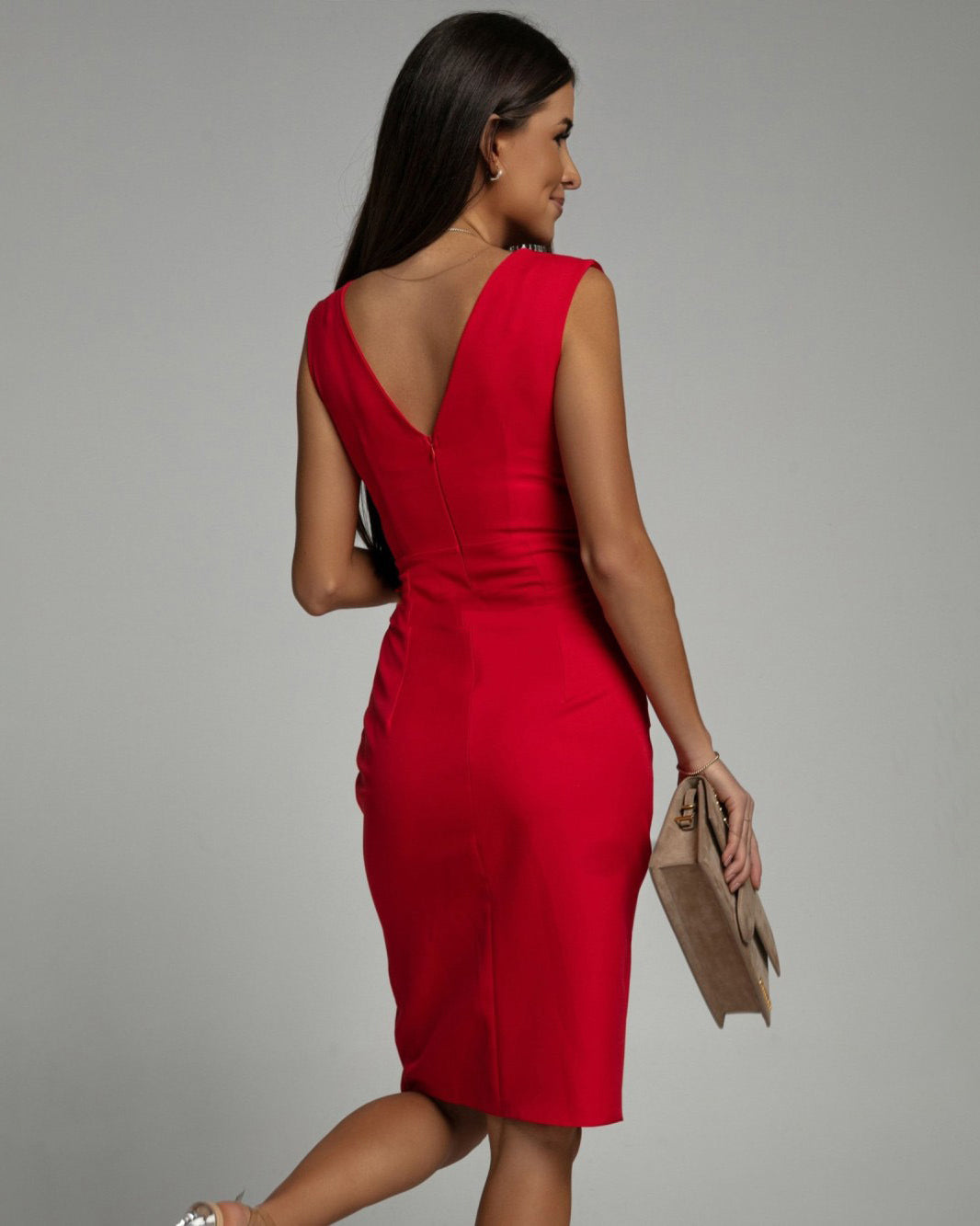 Fresia – Robe élégante près du corps à col en V